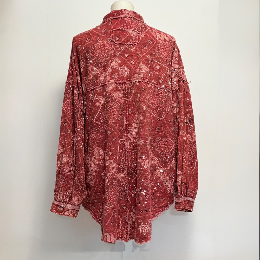 Oli & Hali Button Down Shirt Medium Red Paisley Bandana Oversized Boho - Picture 5 of 8